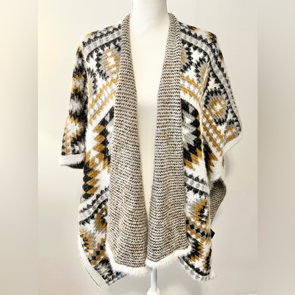 ANGIE Southwest Aztec Western Pattern Cozy Kimono Cape Cardigan. White/Brown.